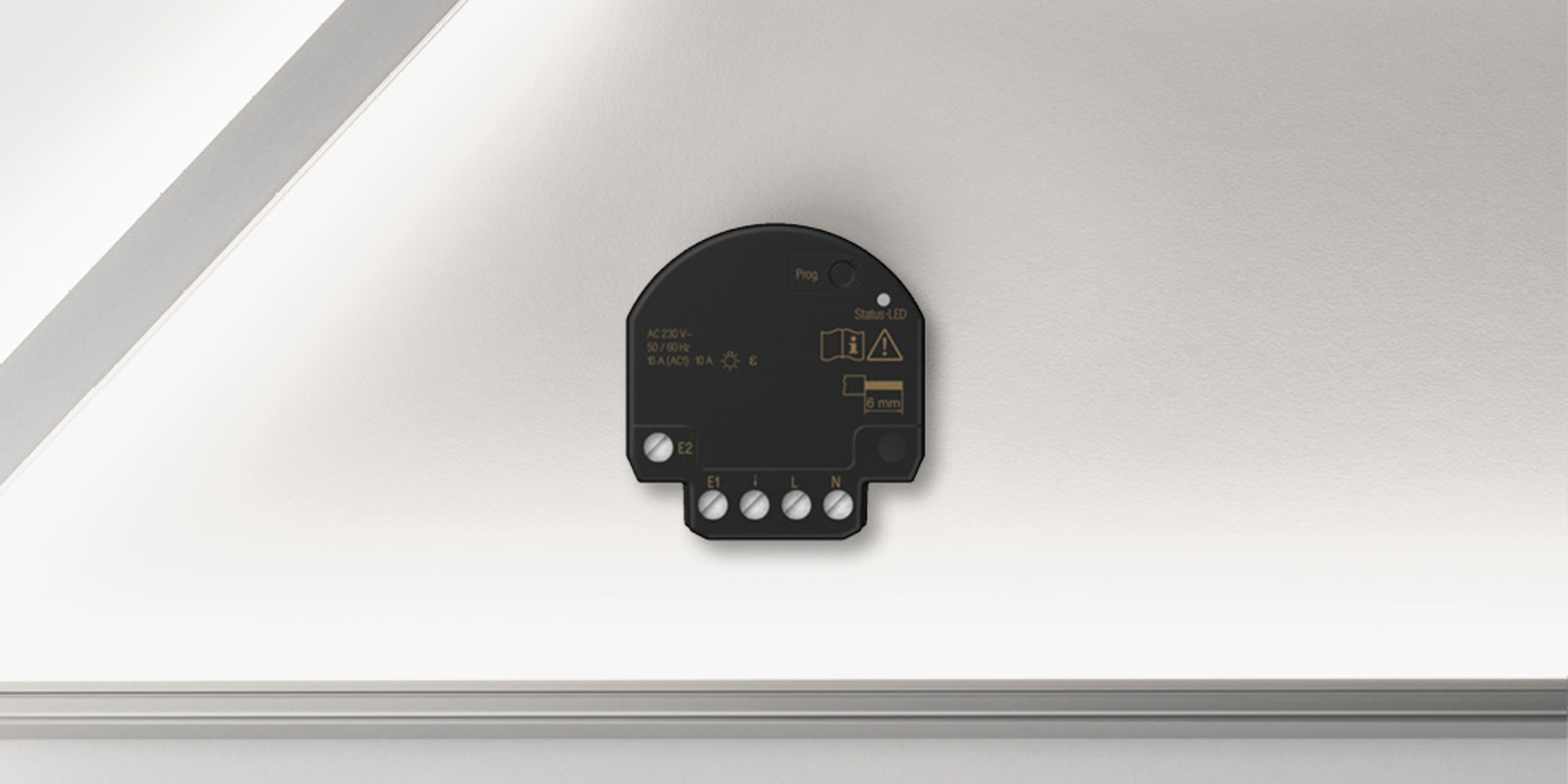 JUNG HOME Jalousieaktor Mini bei Stromiker GbR Gross & Dizer in Hasselroth